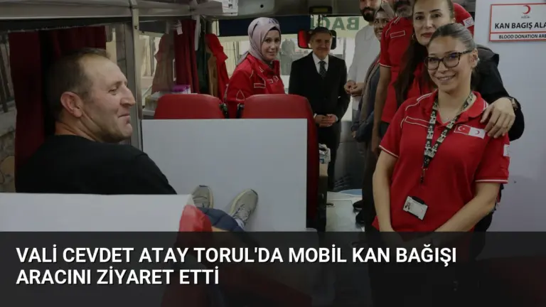 Vali Cevdet Atay Torul’da Mobil Kan Bağışı Aracını Ziyaret Etti